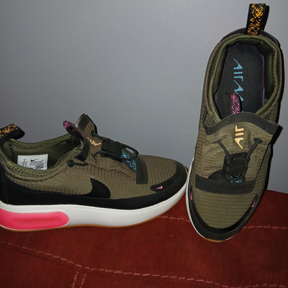 Nike Women’s Olive Green Black Pink Accent Sneakers